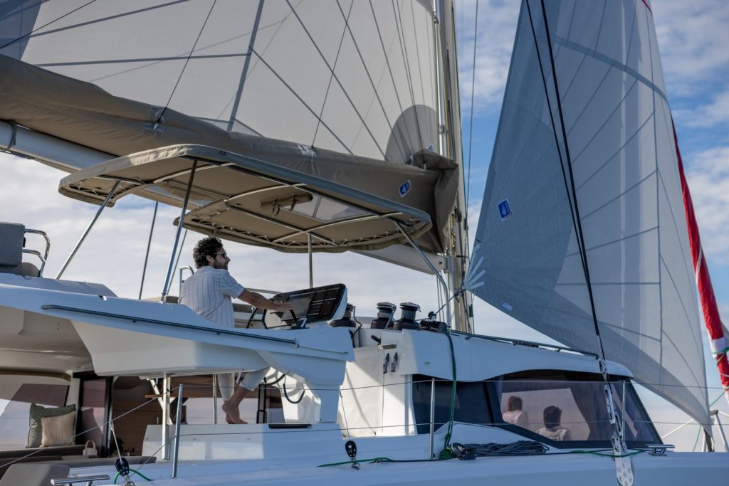 FP 48 catamaran voile Fountaine Pajot - en vente chez Canet Boat Plaisance, concessionnaire Méditerranée
