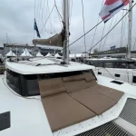 Forward cockpit - Used catamaran Fountaine Pajot Lucia 40 for sale by your dealer Canet Boat Plaisance in the Mediterranean Sea