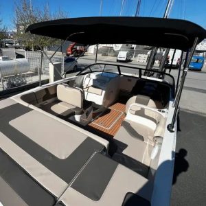 Nuevo Bayliner VR6 - Motor fueraborda en venta por el concesionario Canet Boat Plaisance